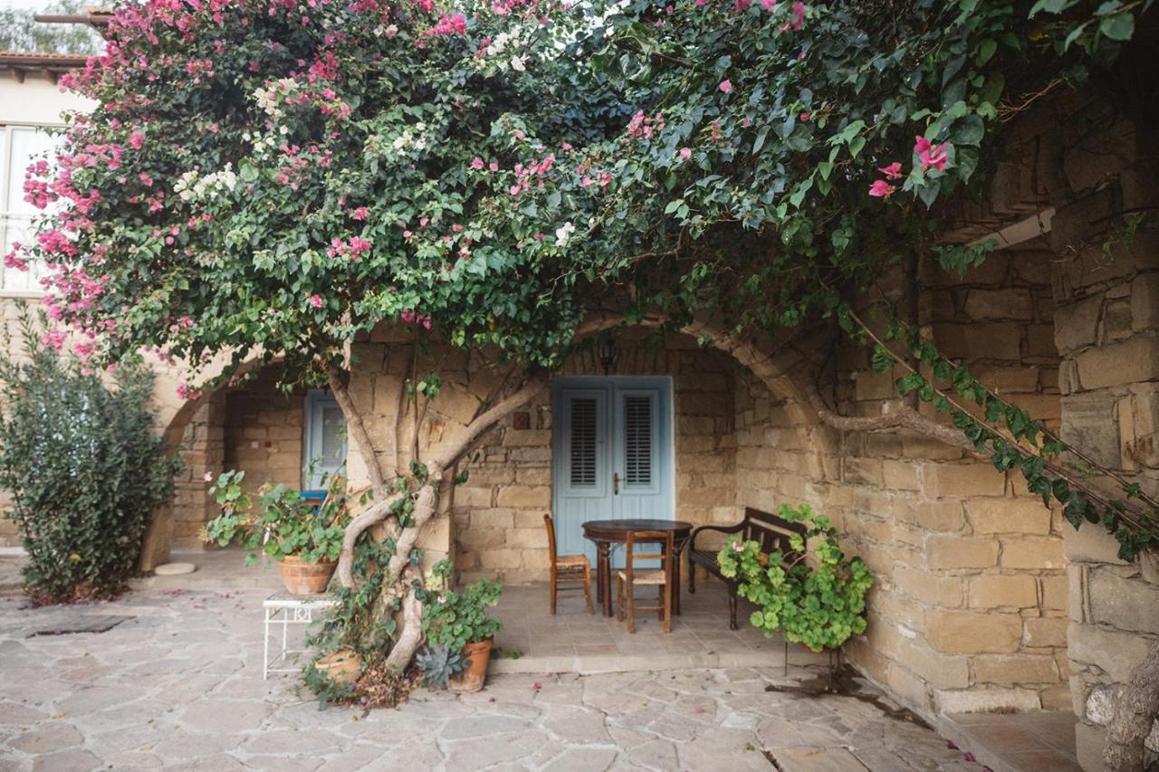 Cyprus Villages - Bed & Breakfast - With Access To Pool And Stunning View Tochni Exterior photo