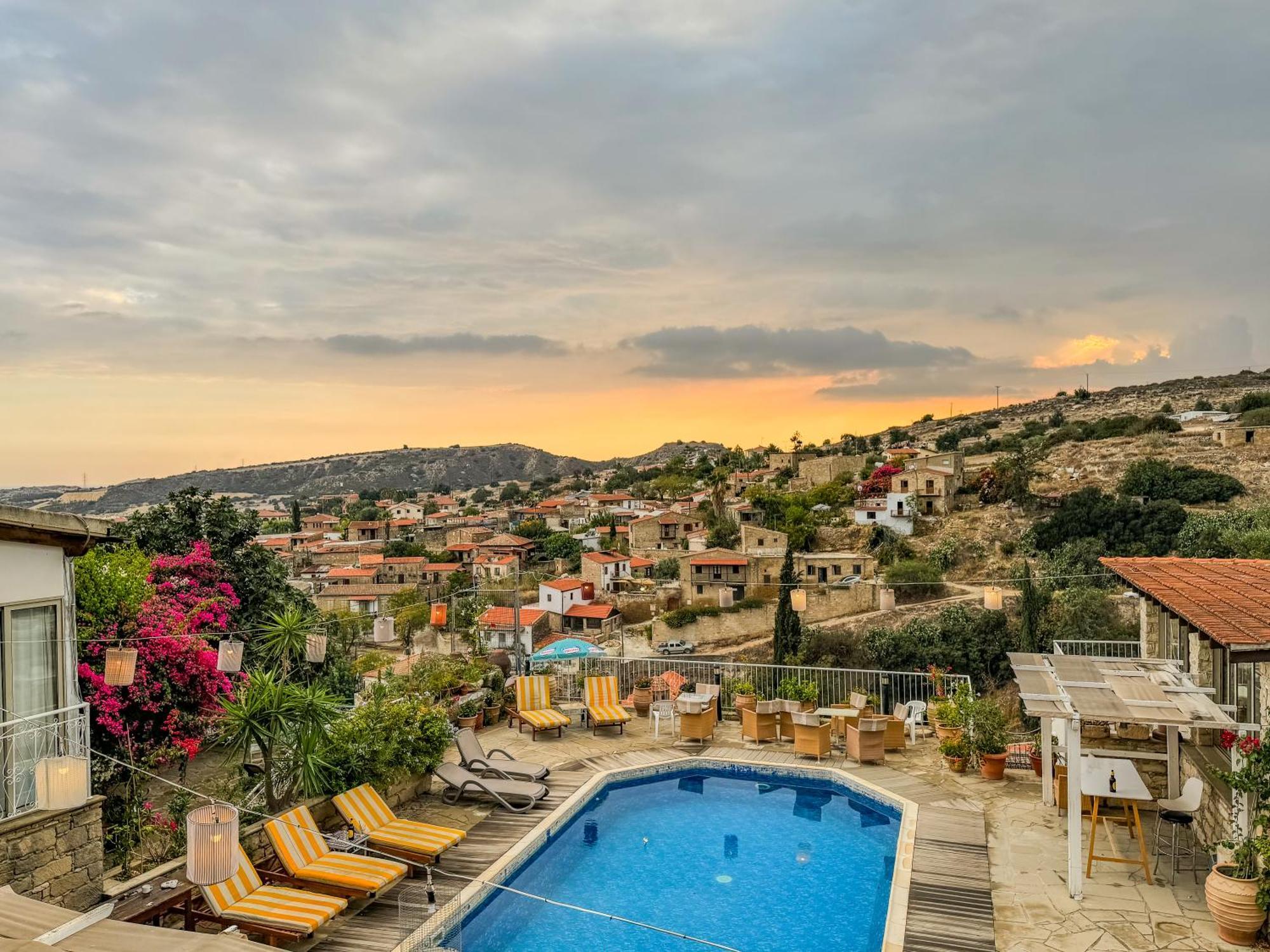 Cyprus Villages - Bed & Breakfast - With Access To Pool And Stunning View Tochni Exterior photo